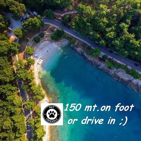 Villa Valkane Pet Friendly 150M From The Stunning Valkane Beach, City Indoor Pools-Fitness And City Mall Pula Bagian luar foto