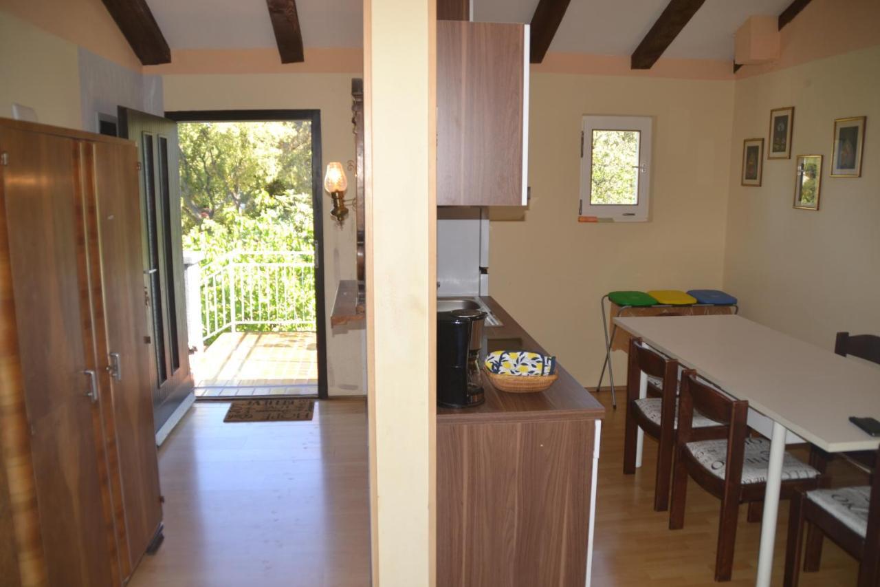 Villa Valkane Pet Friendly 150M From The Stunning Valkane Beach, City Indoor Pools-Fitness And City Mall Pula Bagian luar foto