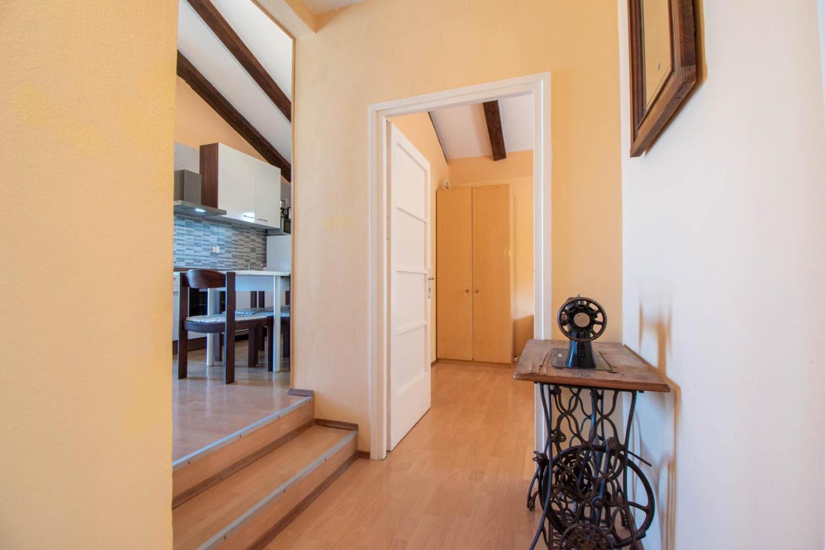 Villa Valkane Pet Friendly 150M From The Stunning Valkane Beach, City Indoor Pools-Fitness And City Mall Pula Bagian luar foto