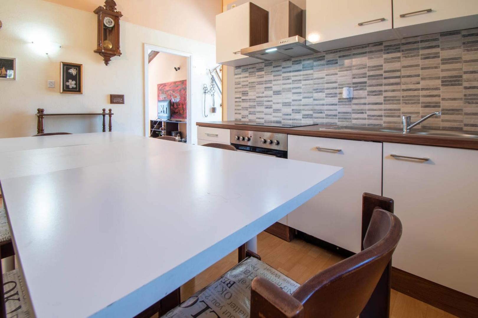 Villa Valkane Pet Friendly 150M From The Stunning Valkane Beach, City Indoor Pools-Fitness And City Mall Pula Bagian luar foto