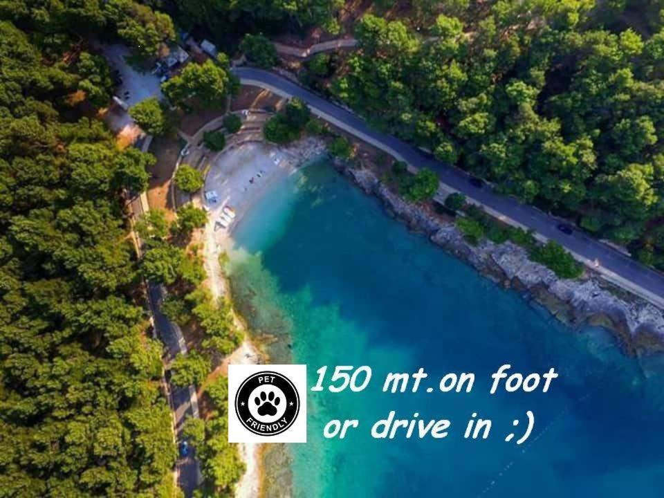 Villa Valkane Pet Friendly 150M From The Stunning Valkane Beach, City Indoor Pools-Fitness And City Mall Pula Bagian luar foto